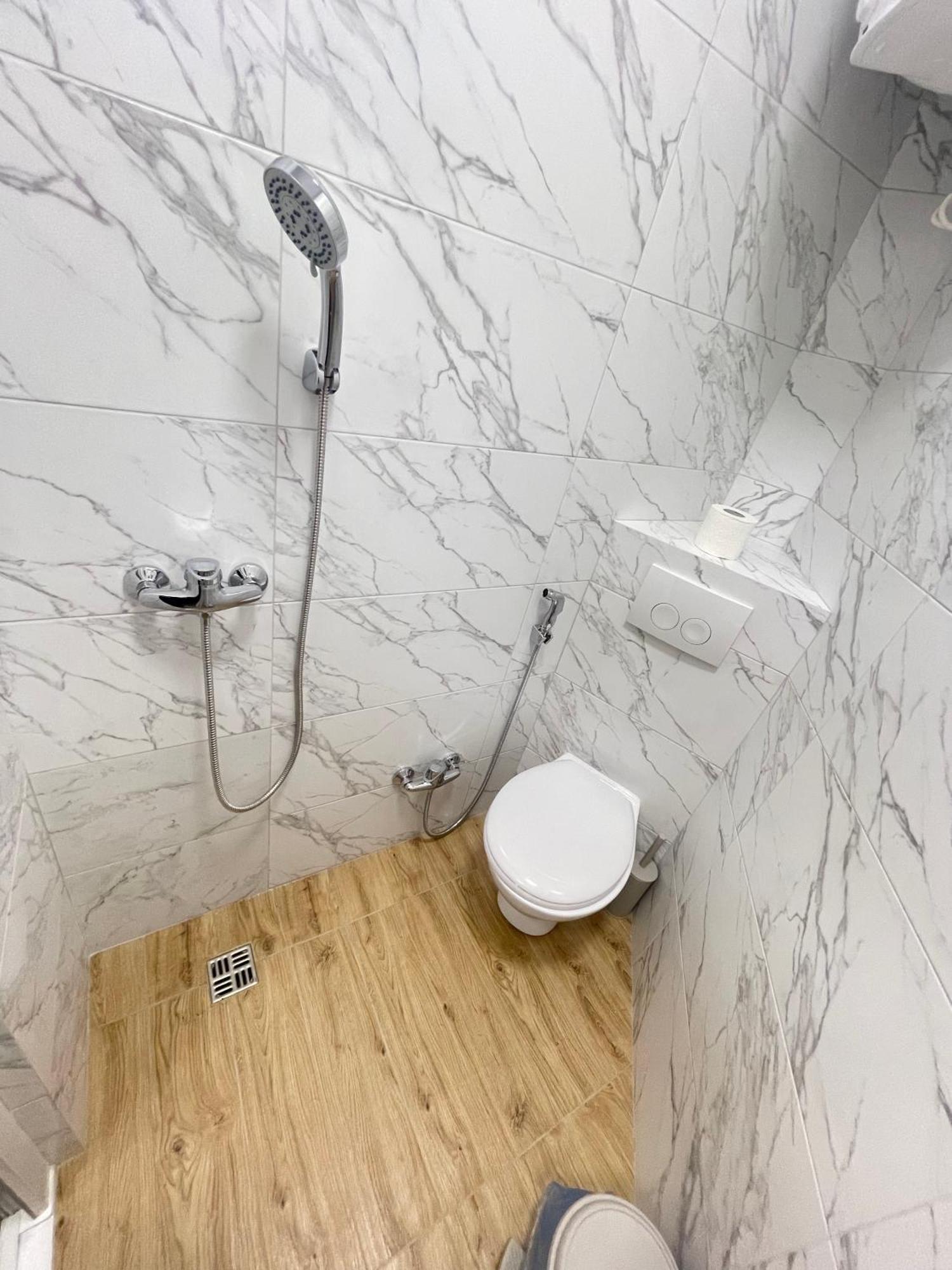Pierre Apartments オデッサ エクステリア 写真