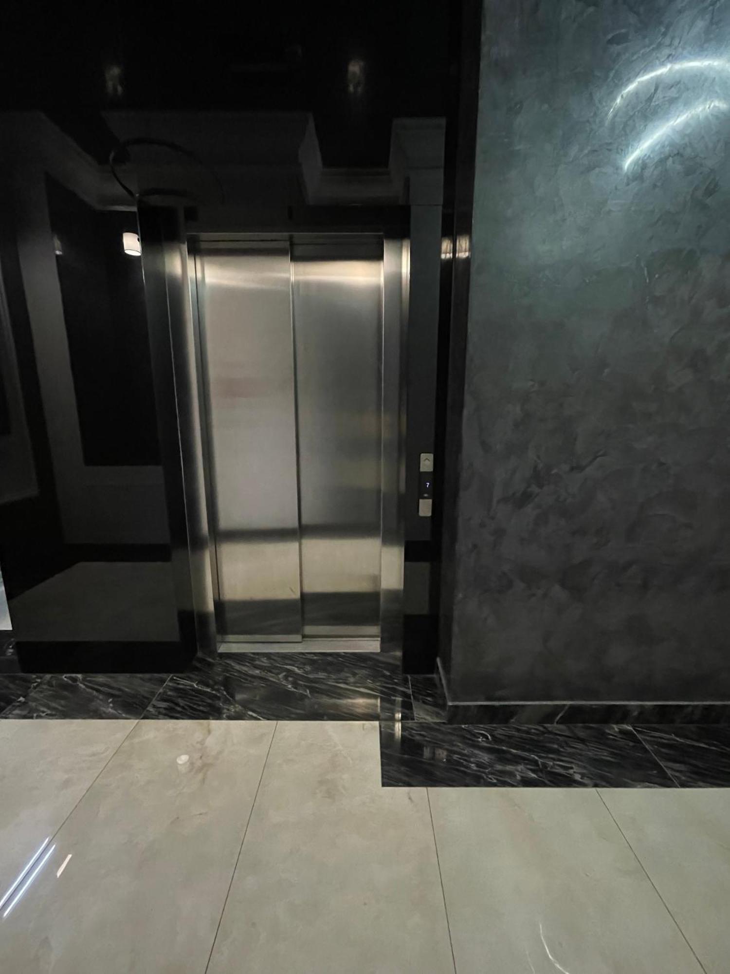 Pierre Apartments オデッサ エクステリア 写真